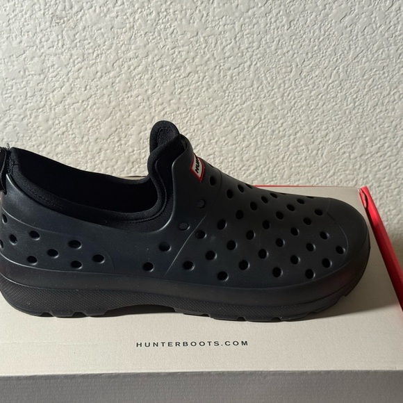 Hunter’s Lightweight Outdoor Shoes - Picture 7 of 9